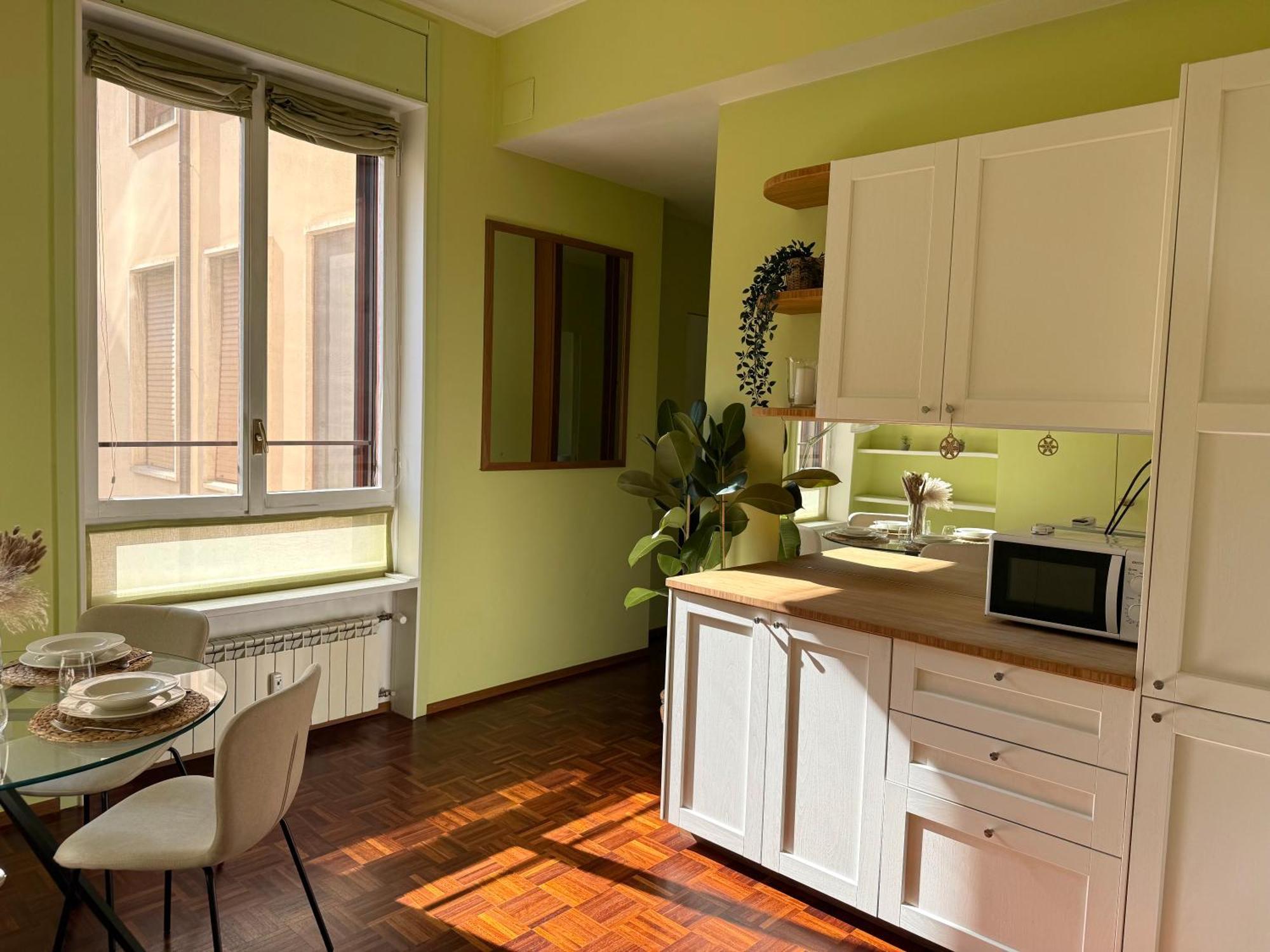 Urban Jungle 5 - Montenapoleone Apartment
